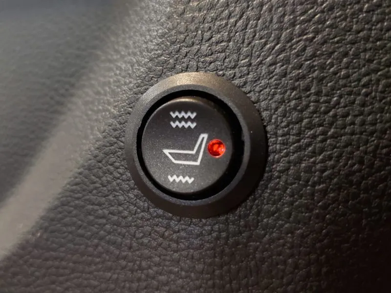 HeatedSeats-4